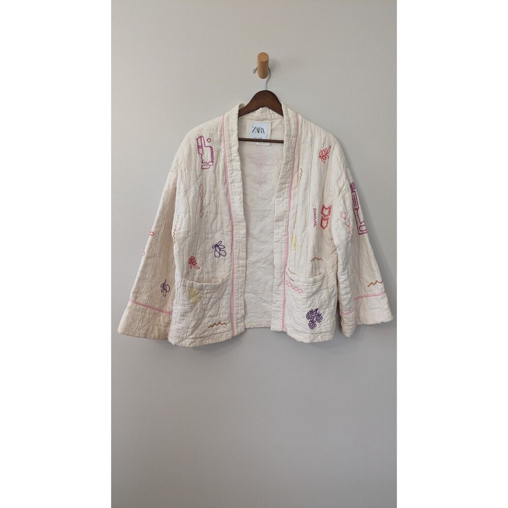 Zara Womens Quilted Kimono Jacket Size Large Embroidered Fruit Boho Cream Ivory